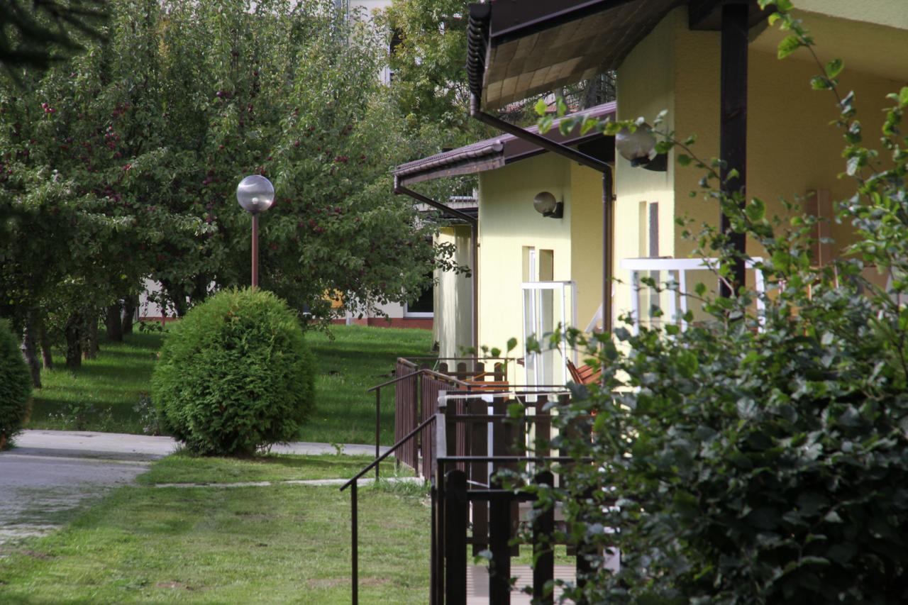 Wrzos Hotel Sianozety Buitenkant foto